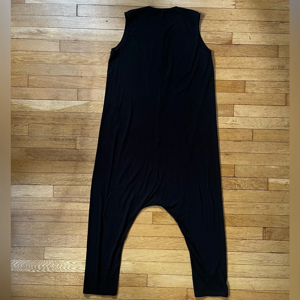 Sleeveless Dropcrotch Black Jumpsuit - Picture 6 of 7